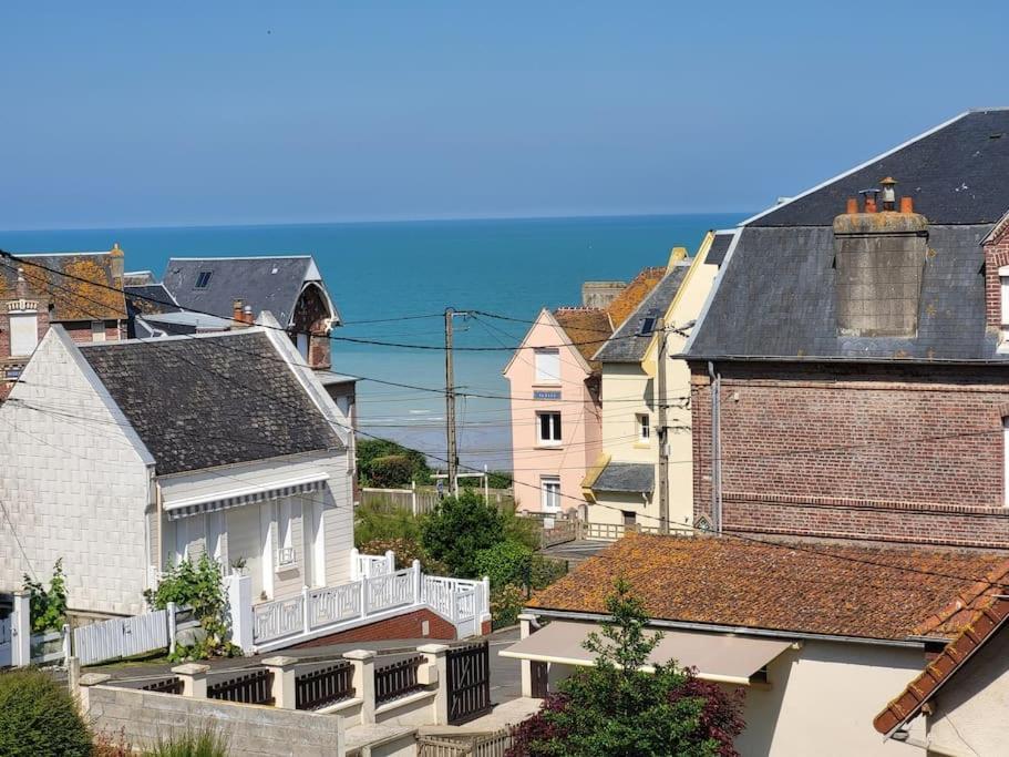 Appartement Vue Mer A 100 M De La Plage Ault Exterior foto
