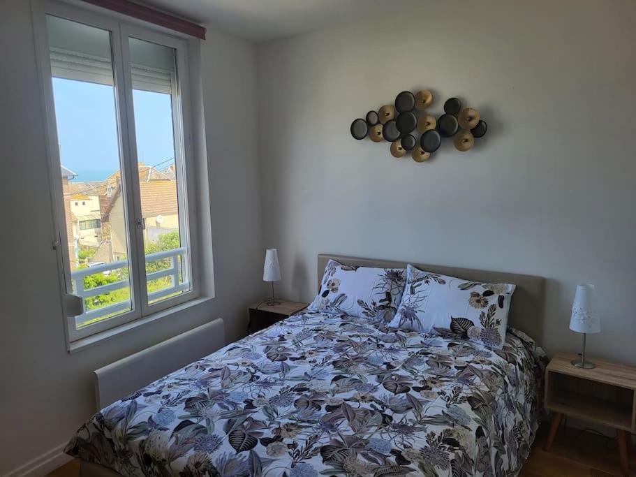 Appartement Vue Mer A 100 M De La Plage Ault Exterior foto